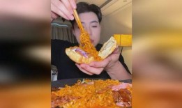 爆料韩国火鸡面的视频,网红美食背后的真相与魅力